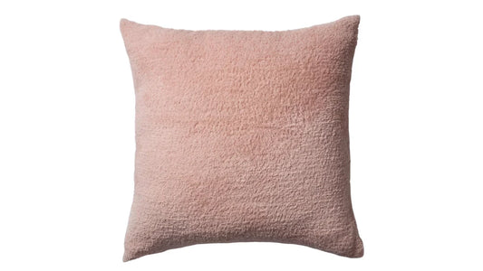 Pembe Kırlentlerle Yumuşak ve Romantik Bir Atmosfer Yaratın