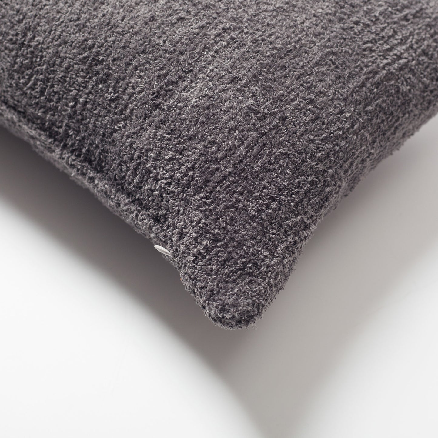 Cozy - Sheepskin Dokulu Tüylü Kırlent 35x70 - Antrasit
