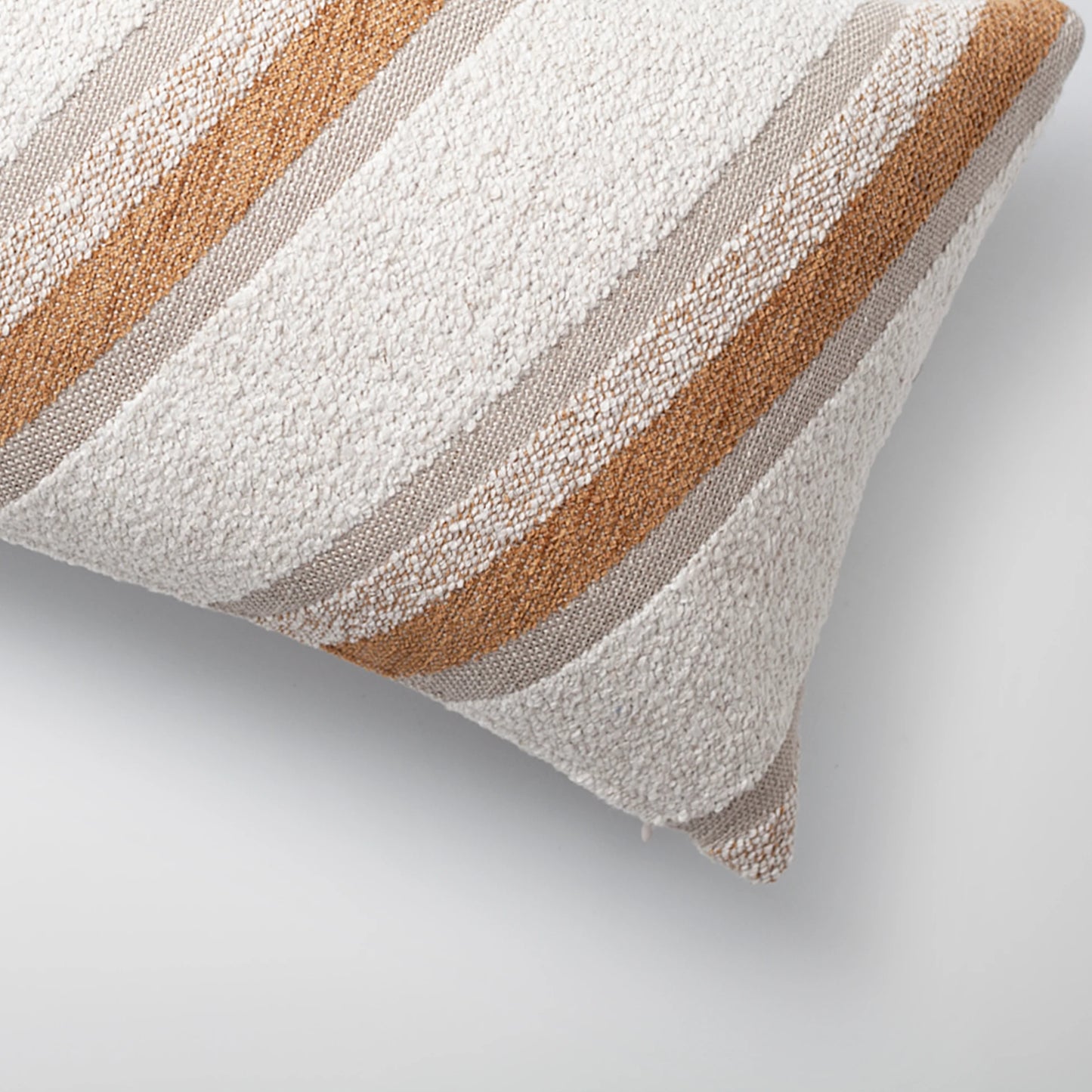 Oblique - Keten Verev Çizgili Desenli Kırlent 30x50 - Hardal