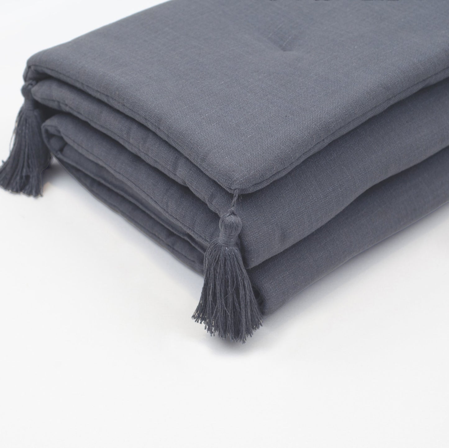 Lusso & Loom Nevresim Takımı + Runner 2 Yastıklı Set - Koyu Gri