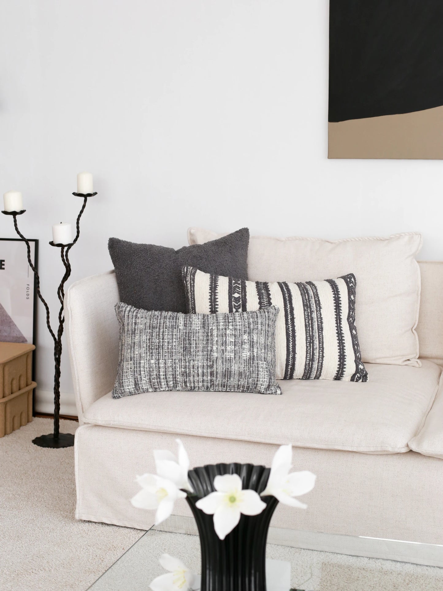 Mitos - Etnik Çizgili Desenli 40x60 Kırlent - Gri