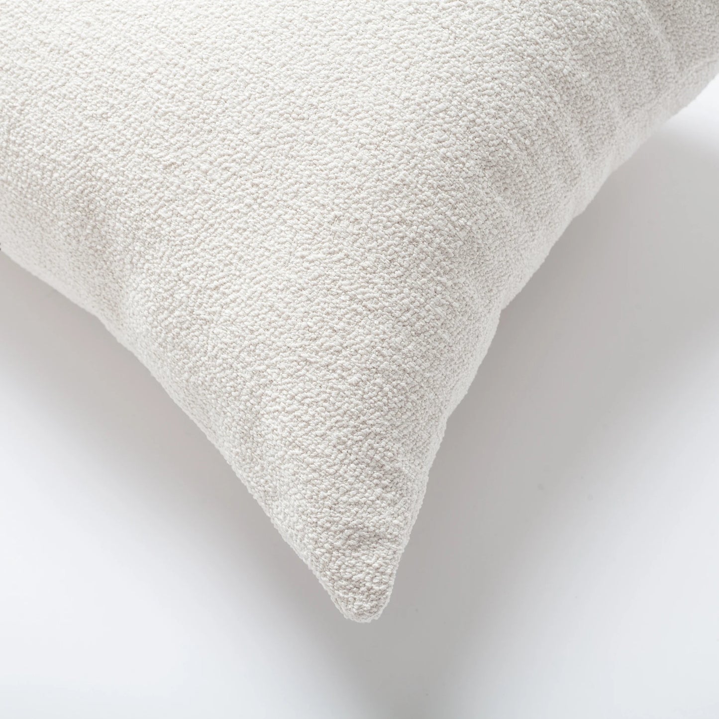 Julia - Düz Bukle Dokuma Lumbar Kırlent 35x70 - Beyaz