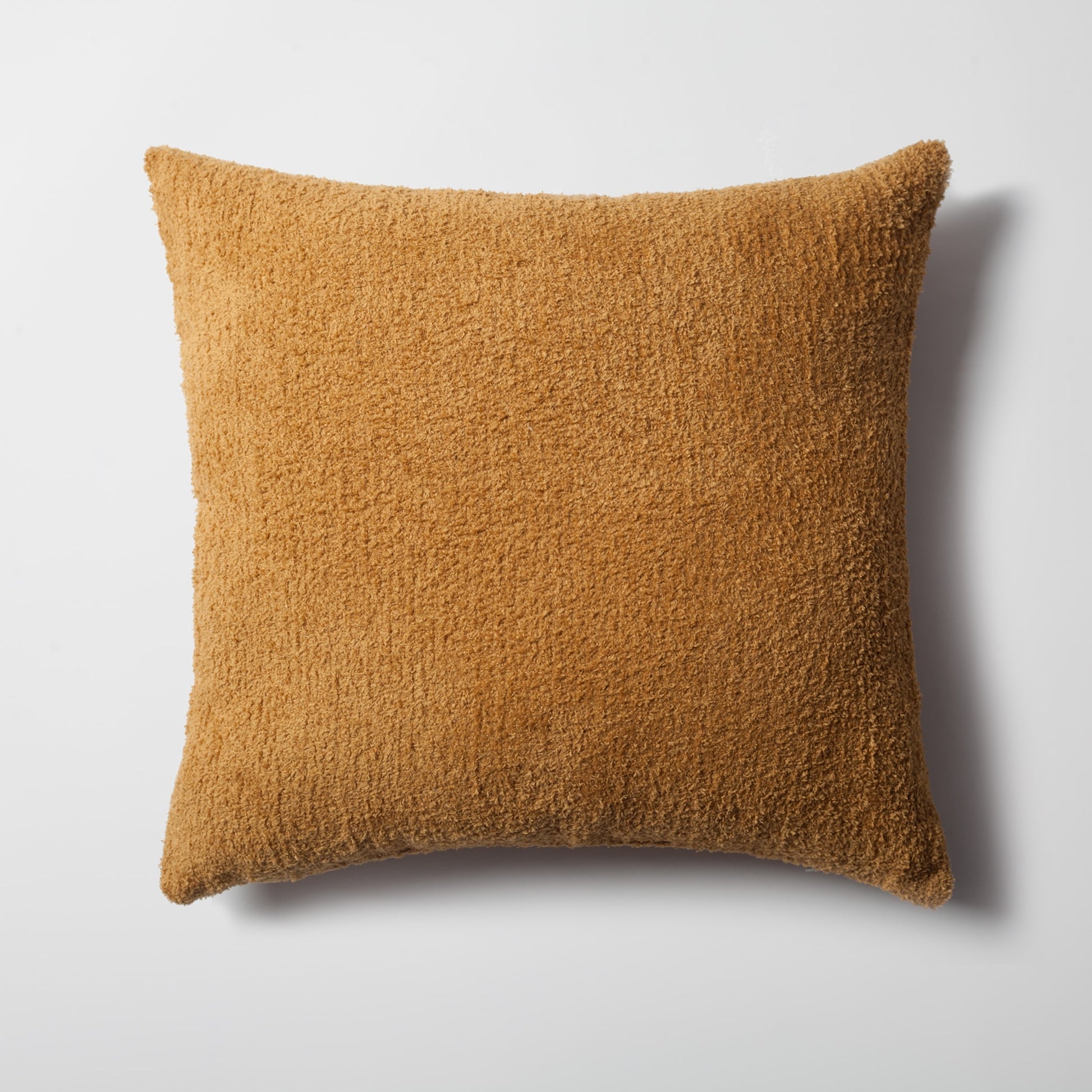 Cozy  - Sheepskin Dokulu Tüylü Kırlent 50x50 - Hardal Kırlent