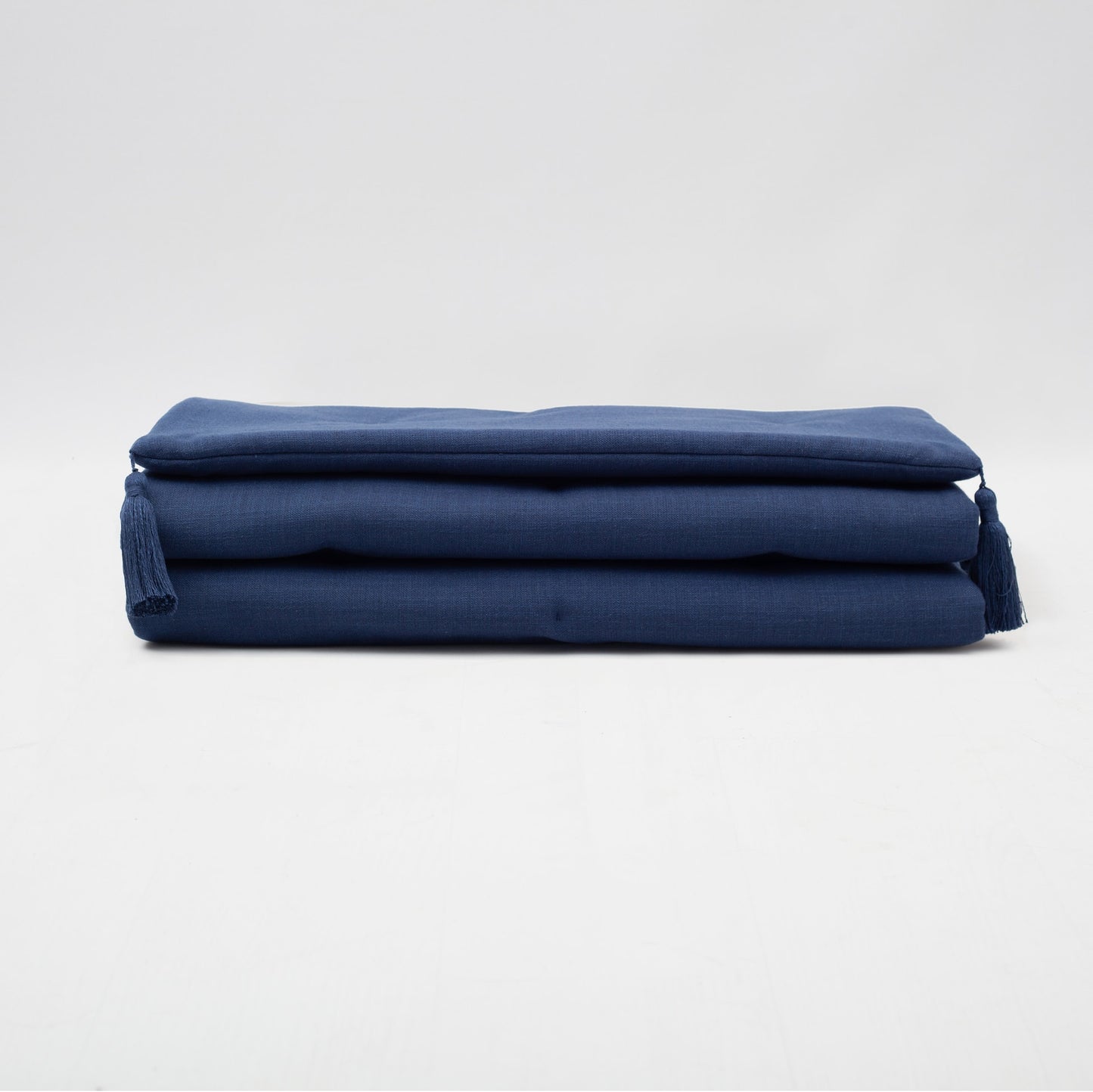 Loom Keten Püsküllü Yatak Runner + 6 Yastıklı Set Kraft Combos - Lacivert