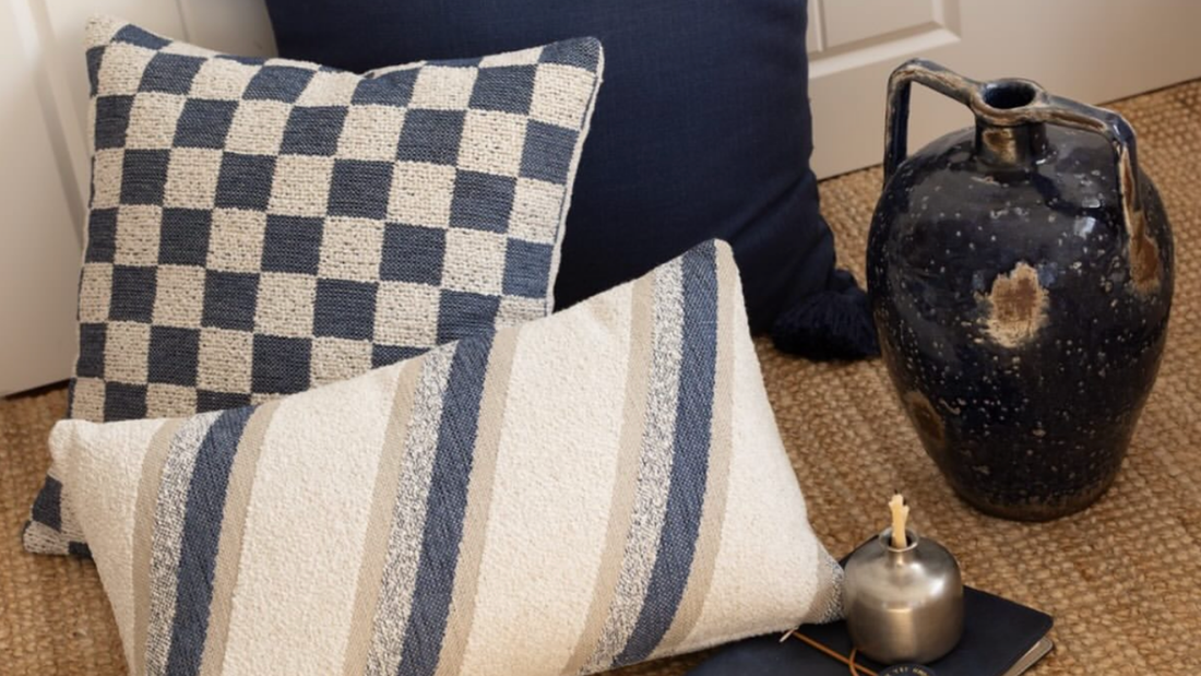 Modern Vurgularla Zamansız Şıklık: Dama Desenli Kırlentlerin Gücü