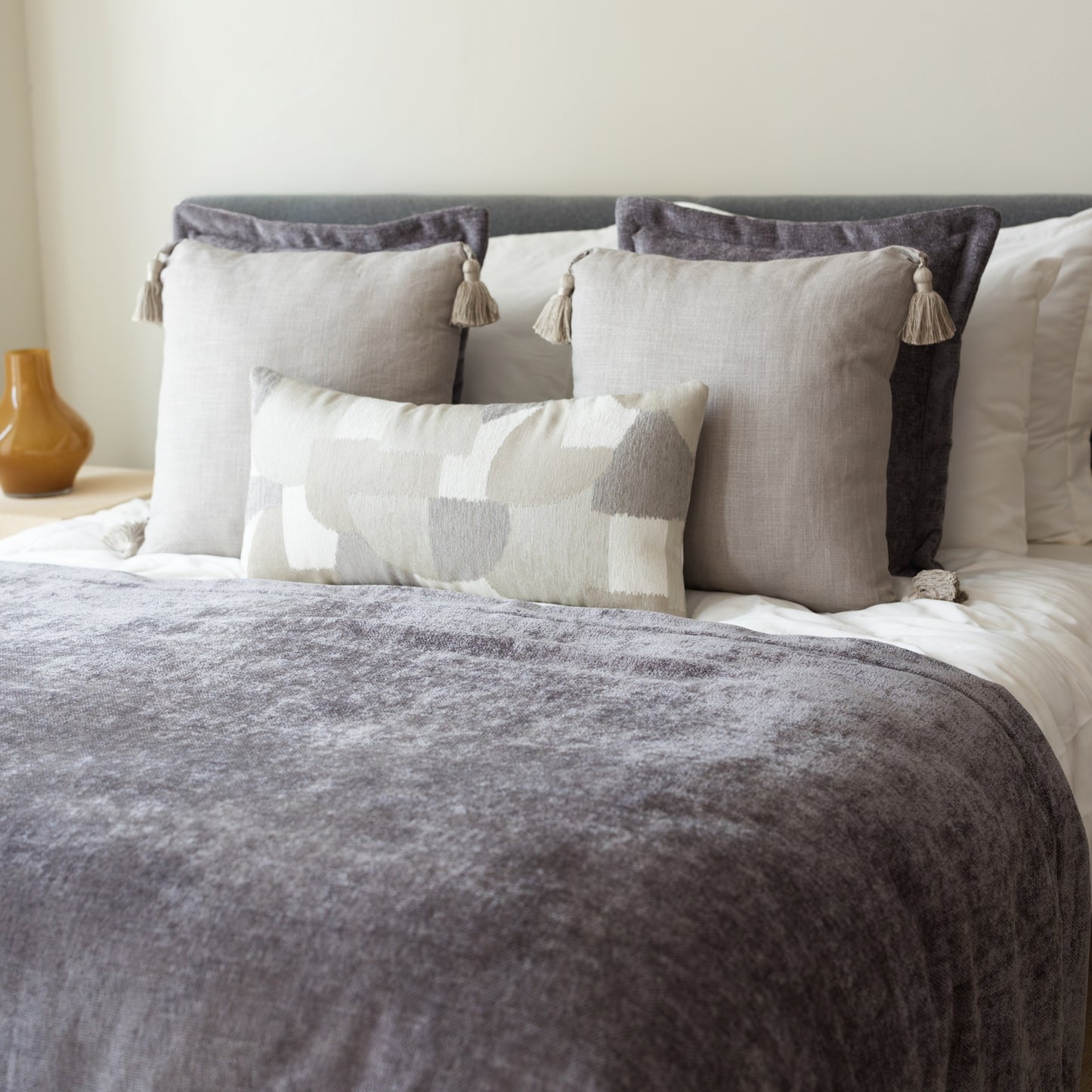 Borla & Otto- 5'li Kırlent ve Geniş Yatak Runner Set - Gri