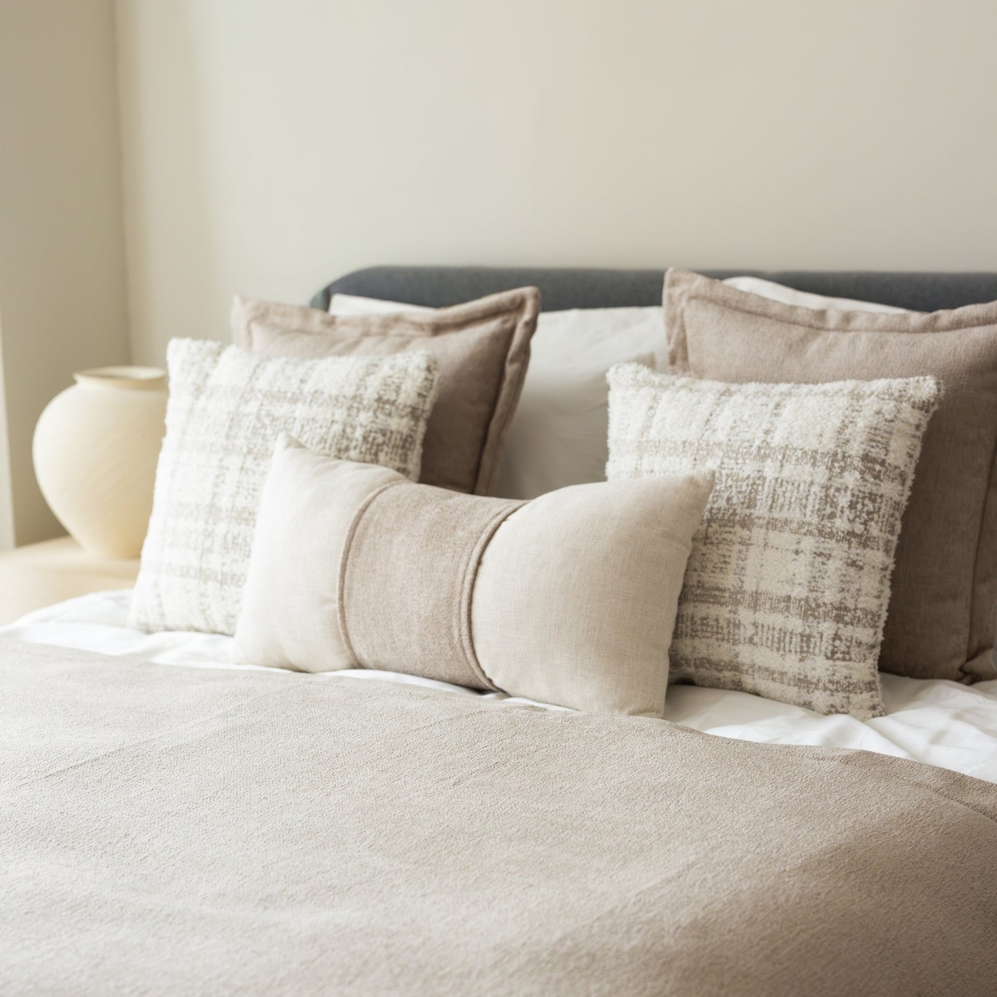 Borla & Argos - 5'li Kırlent ve Geniş Yatak Runner Set - Açık Bej