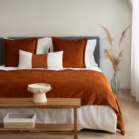 Borla & Belt - 3'lü Kırlent ve Geniş Yatak Runner Set - Kiremit Turuncu