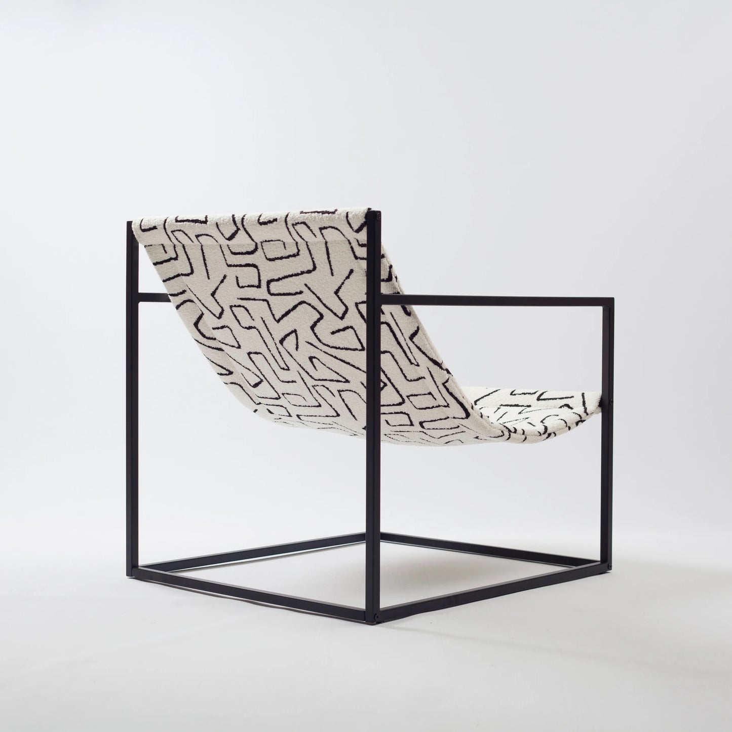 Bernie Chair Metal Koltuk - Beyaz & Siyah Desenli