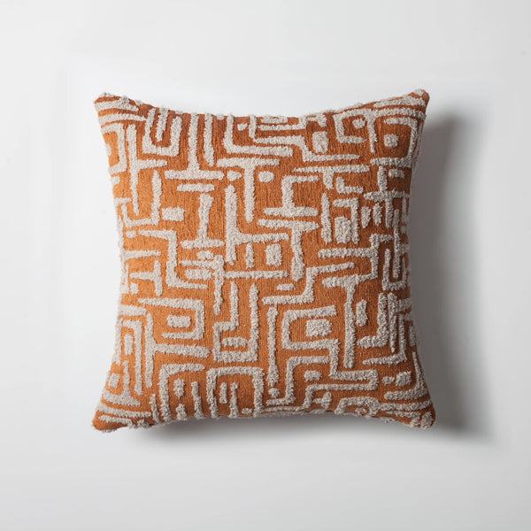 Turuncu labirent desenli kırlent kılıfı 45x45 cm