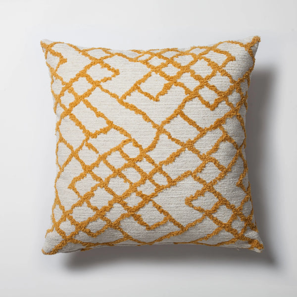 Sarı etnik kilim desenli kırlent kılıfı 50x50 cm
