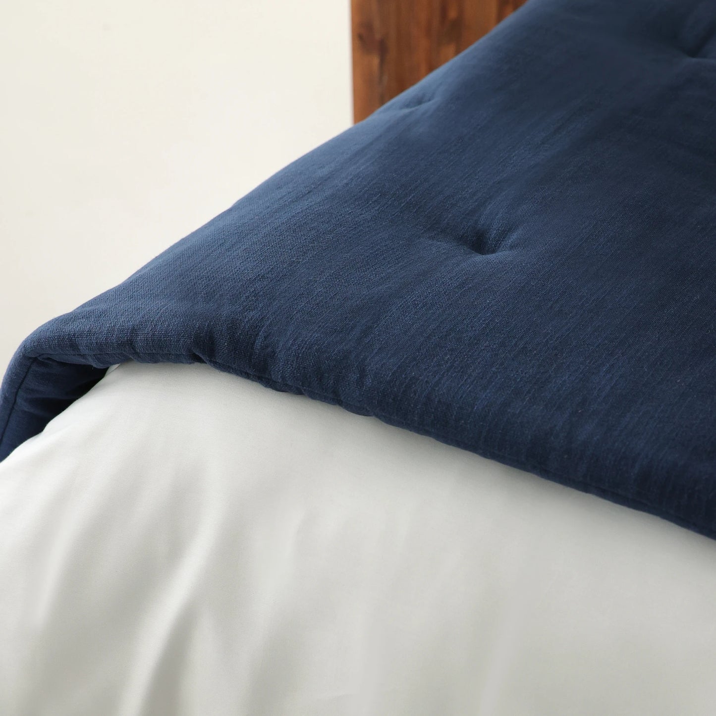 Loom - Keten Püsküllü Yatak Runner (220x70) - Lacivert