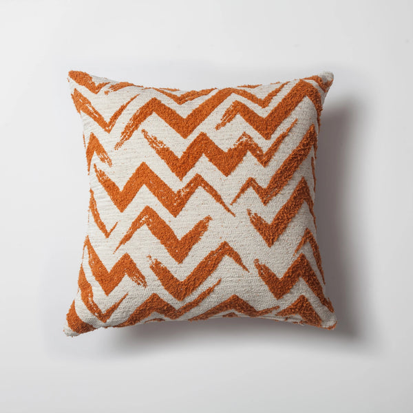 Turuncu beyaz zigzag desenli kırlent kılıfı 45x45 cm