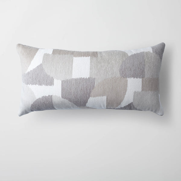 Gri geometrik desenli kırlent kılıfı 35x70 cm