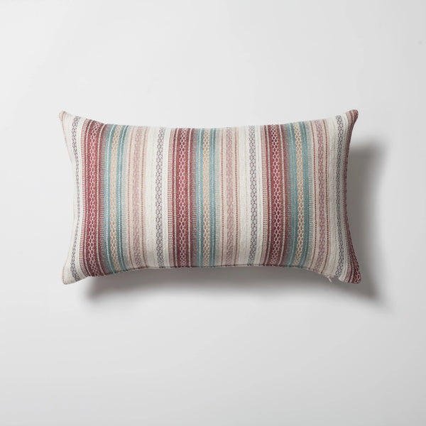 Kırmızı etnik kilim desen çizgili kırlent kılıfı 30x50 cm