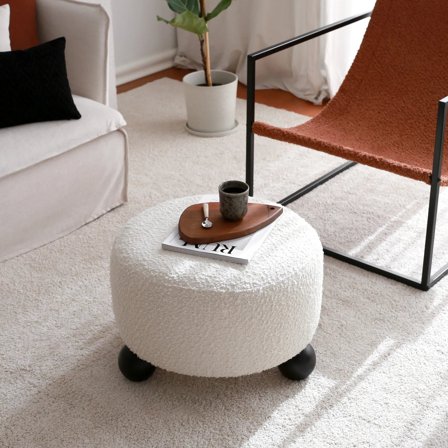 Pop - Puf - Ahşap Ayaklı Yuvarlak Puf - Beyaz