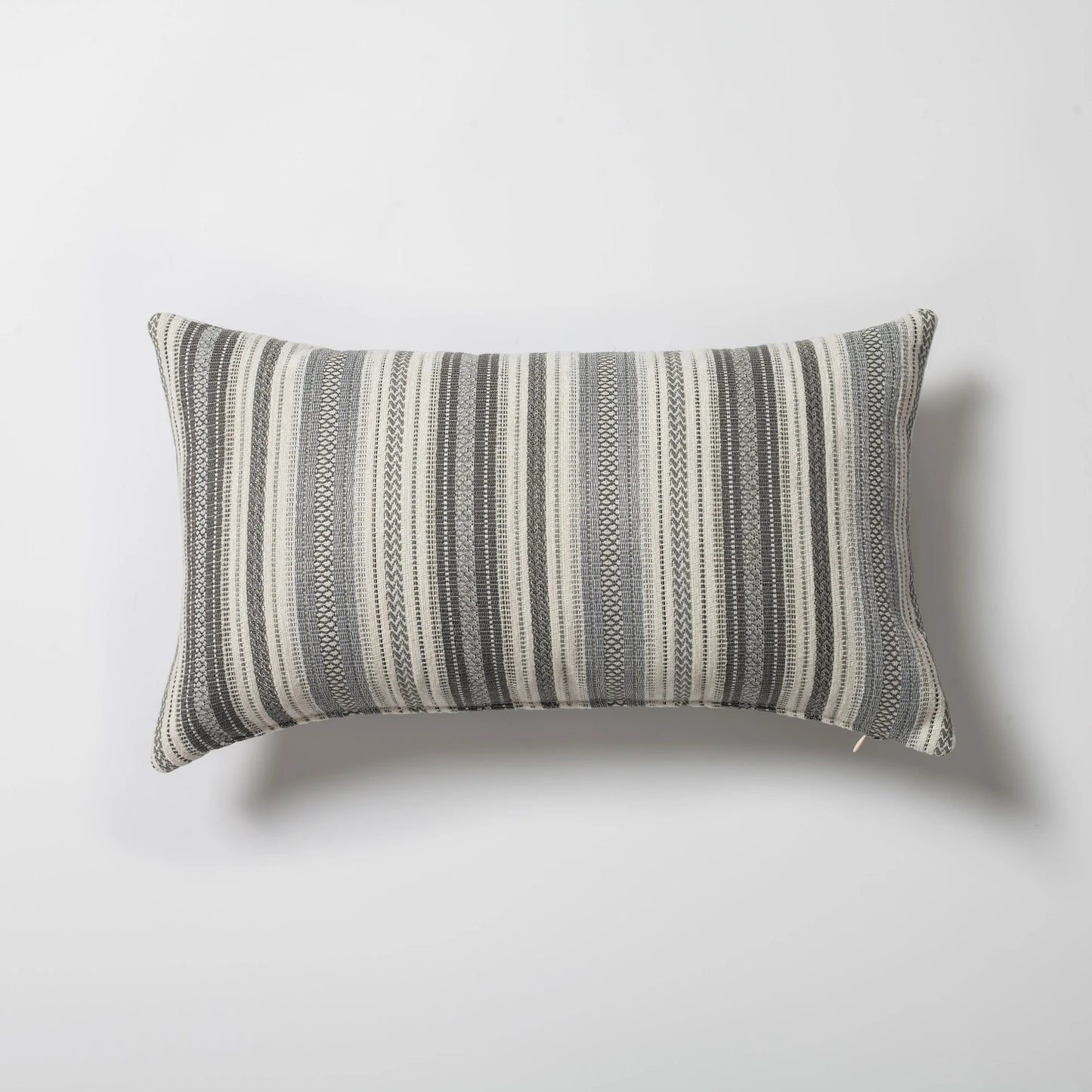 Boho - Çizgili Etnik Motif Desenli Kırlent 30x50 - Gri