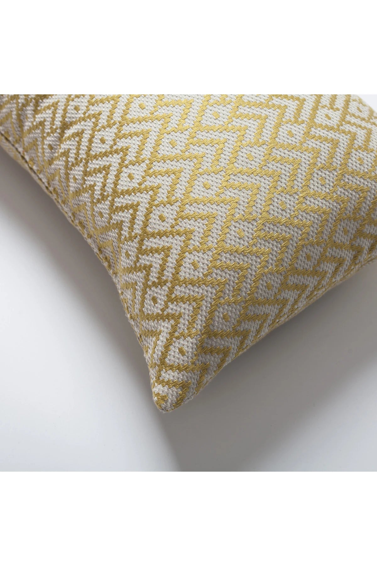 Gusto - Keten Modern Küçük Desenli Kırlent 30x50 - Sarı