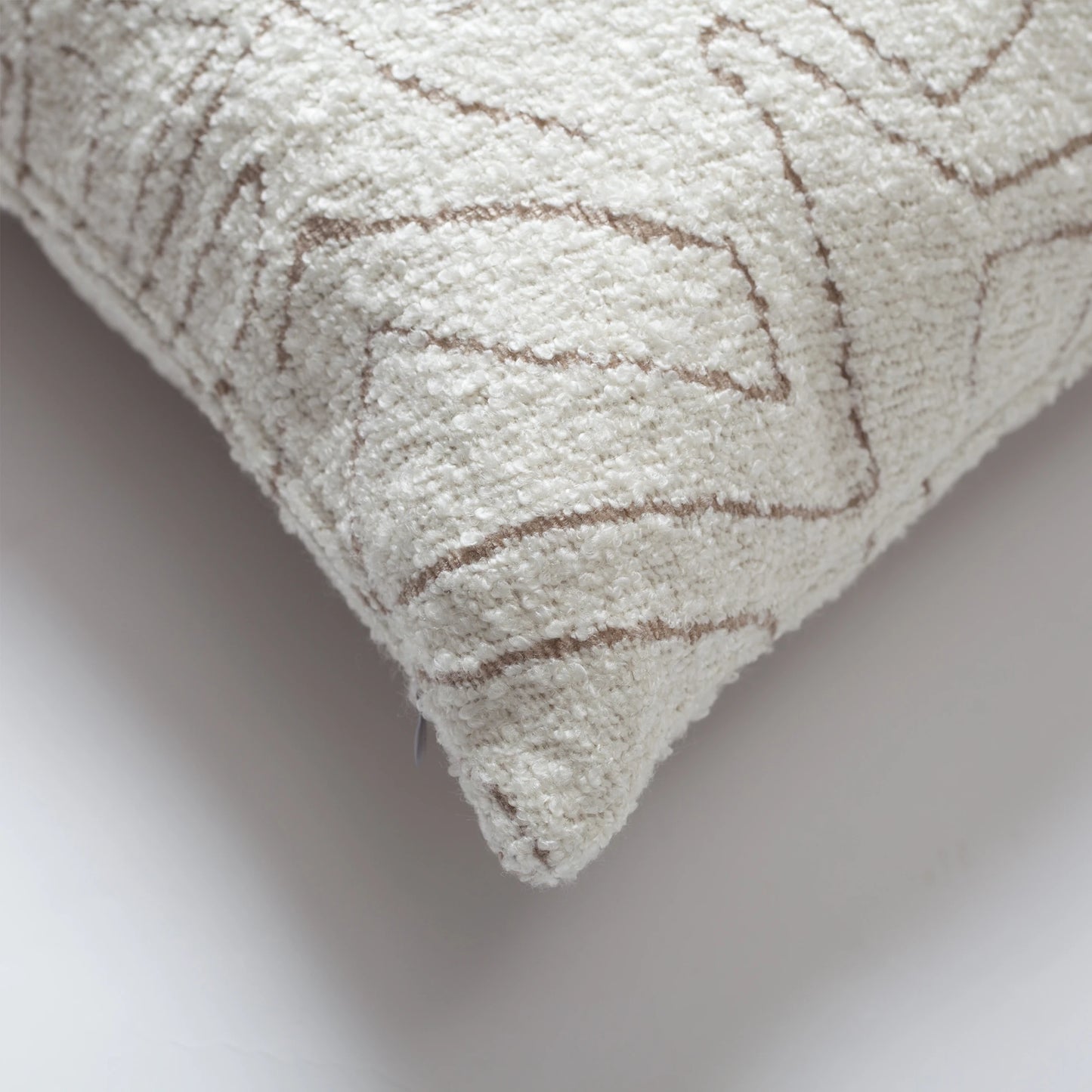 Amorf - Soyut Desenli 35x70 Kırlent - Bej