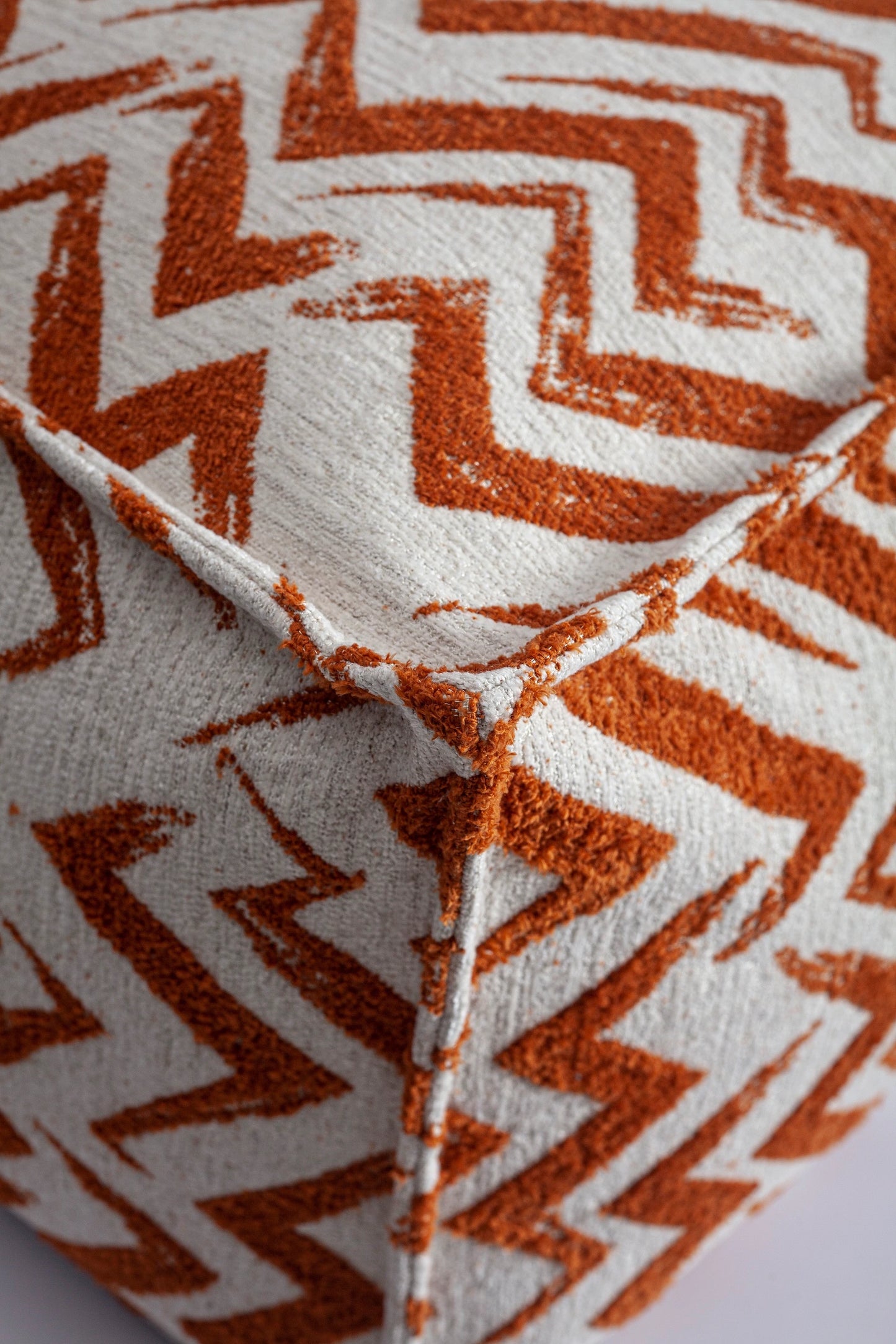 Havana Puf - Zigzag Desenli Puf - Turuncu