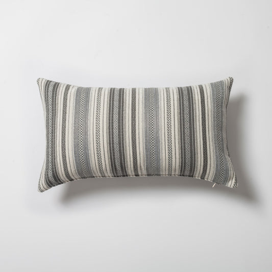 Boho  - Çizgili Etnik Motif Desenli Kırlent 30x50 - Gri Kırlent